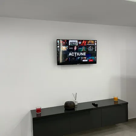 De Lux Apartment *